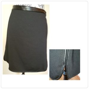 Cute mini skirt with faux leather details
